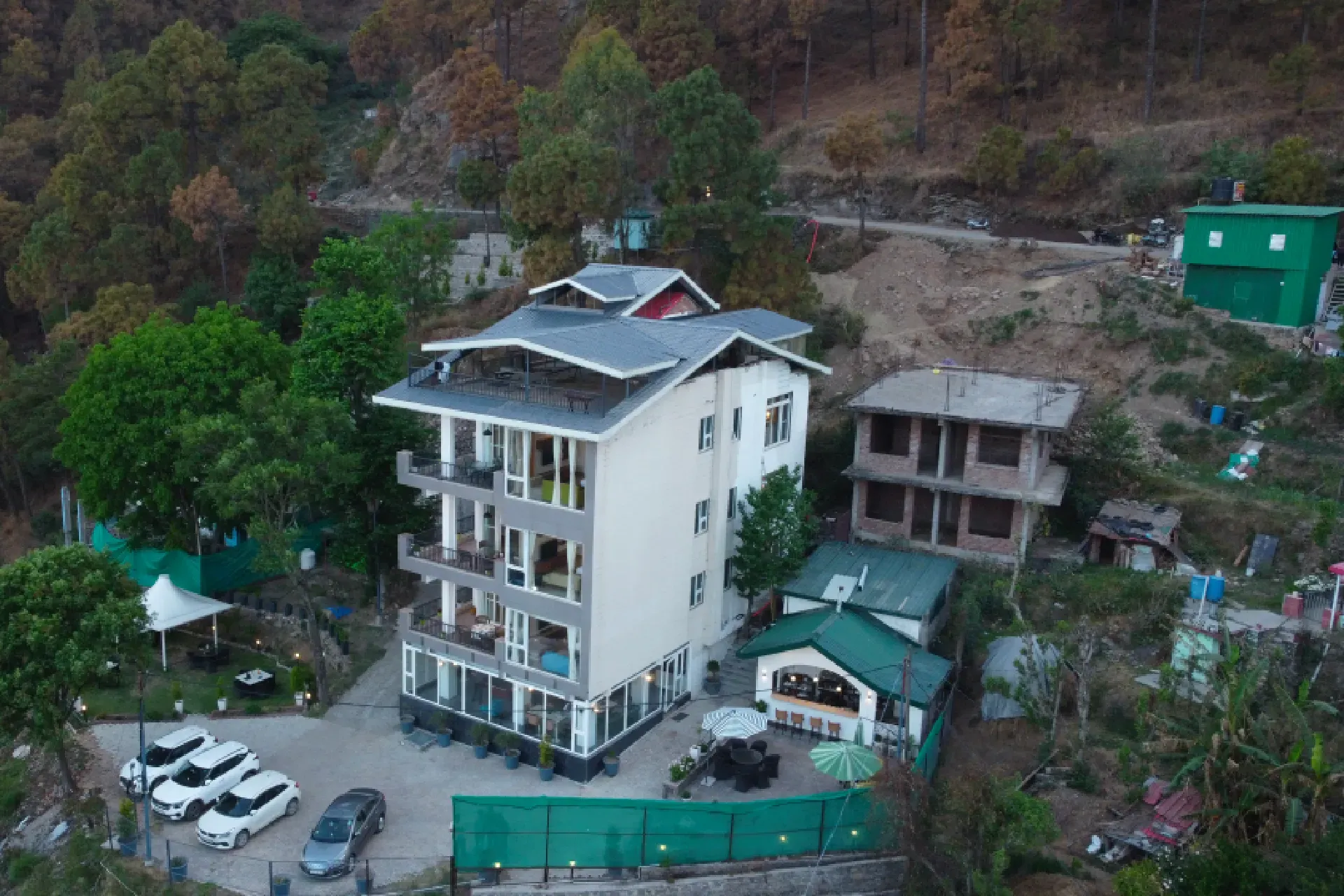 Live Life | Pet-friendly 2-BHKs With Entertainment Room, Restro & Garden