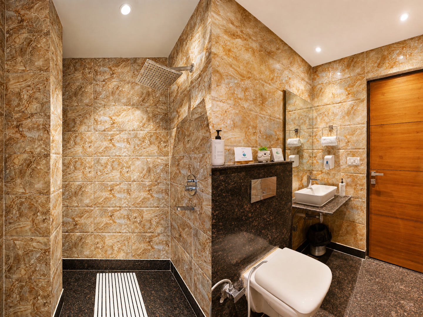 Pet-Friendly 1 BHK Hill-View Apartment with Private Balcony, Reception, & Indoor Games — photo 13