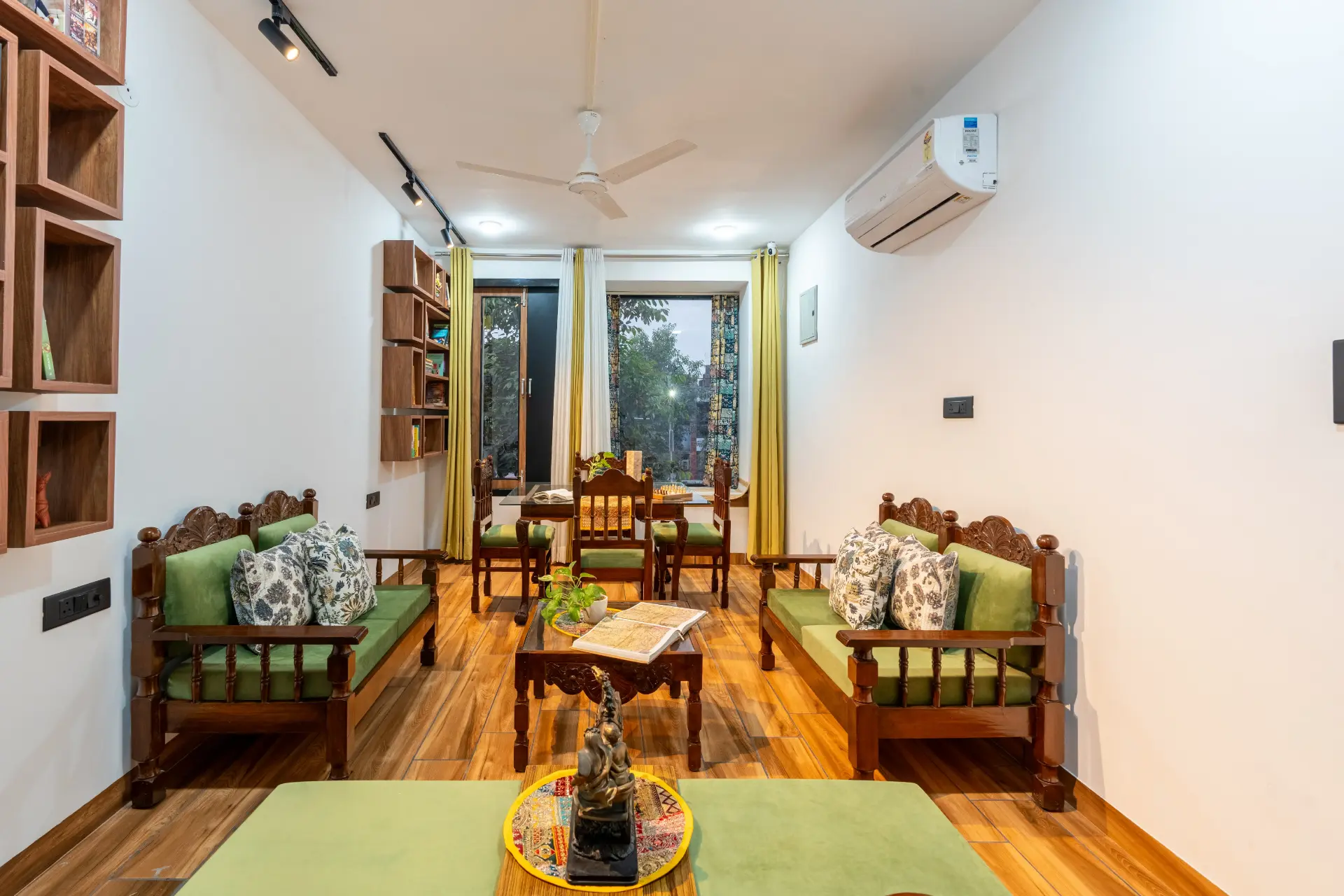 Living room 2