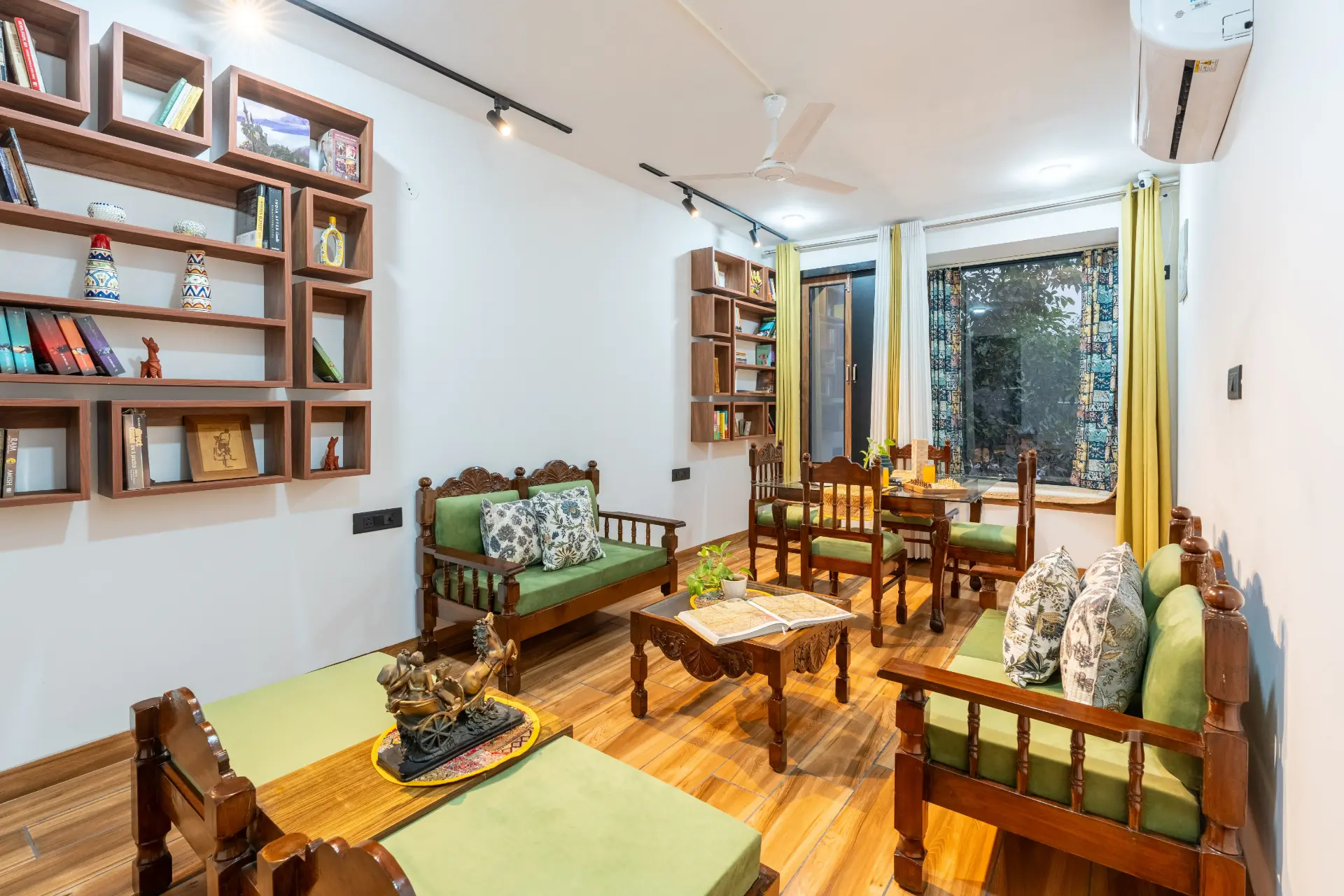 Living room 2