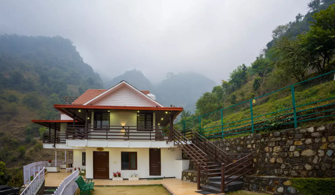 Direct booking ELIVAAS Madhuram Villa